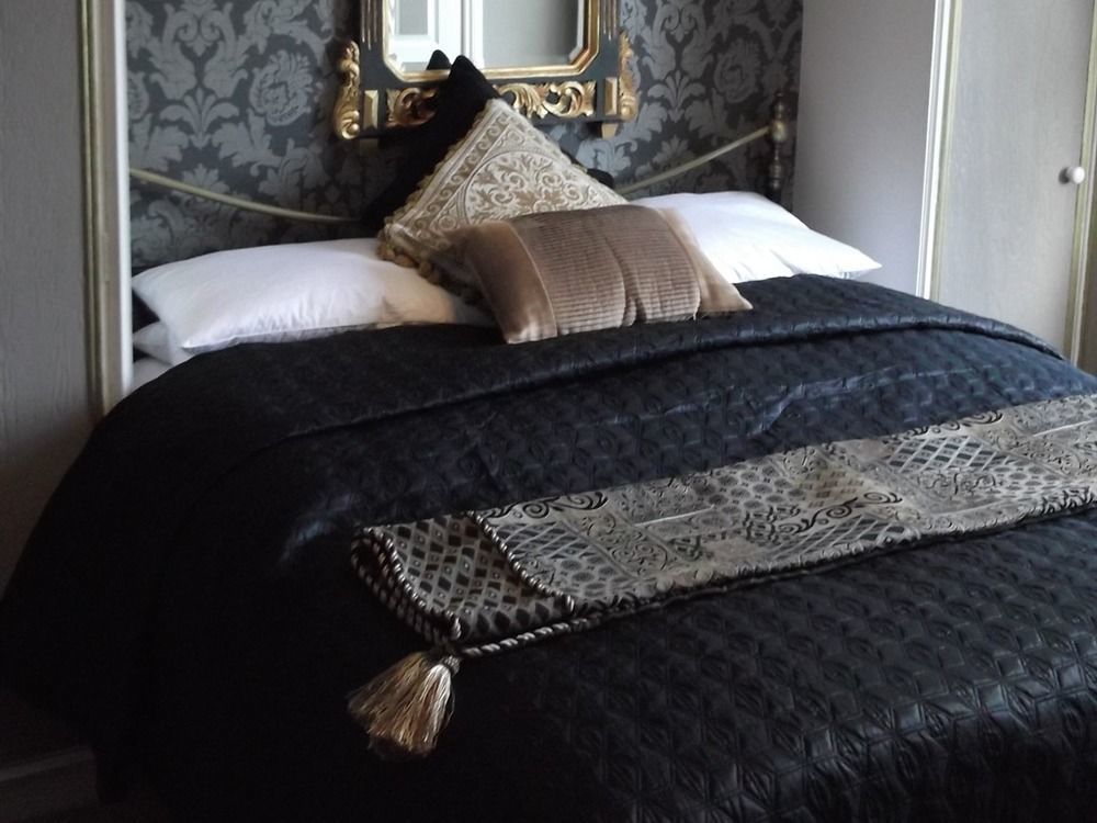 Holly House Bed And Breakfast And Apartments 赫里福德 外观 照片