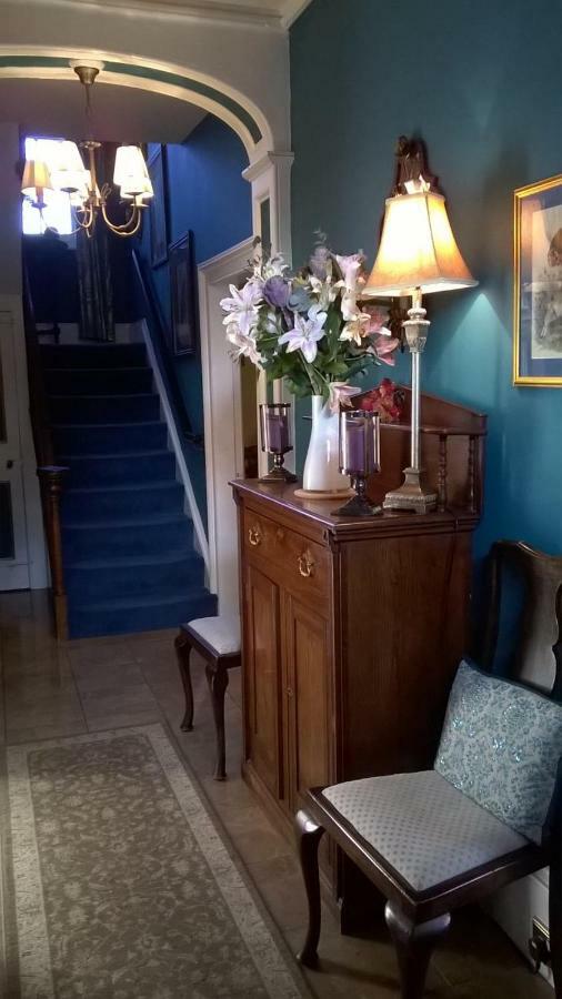 Holly House Bed And Breakfast And Apartments 赫里福德 外观 照片