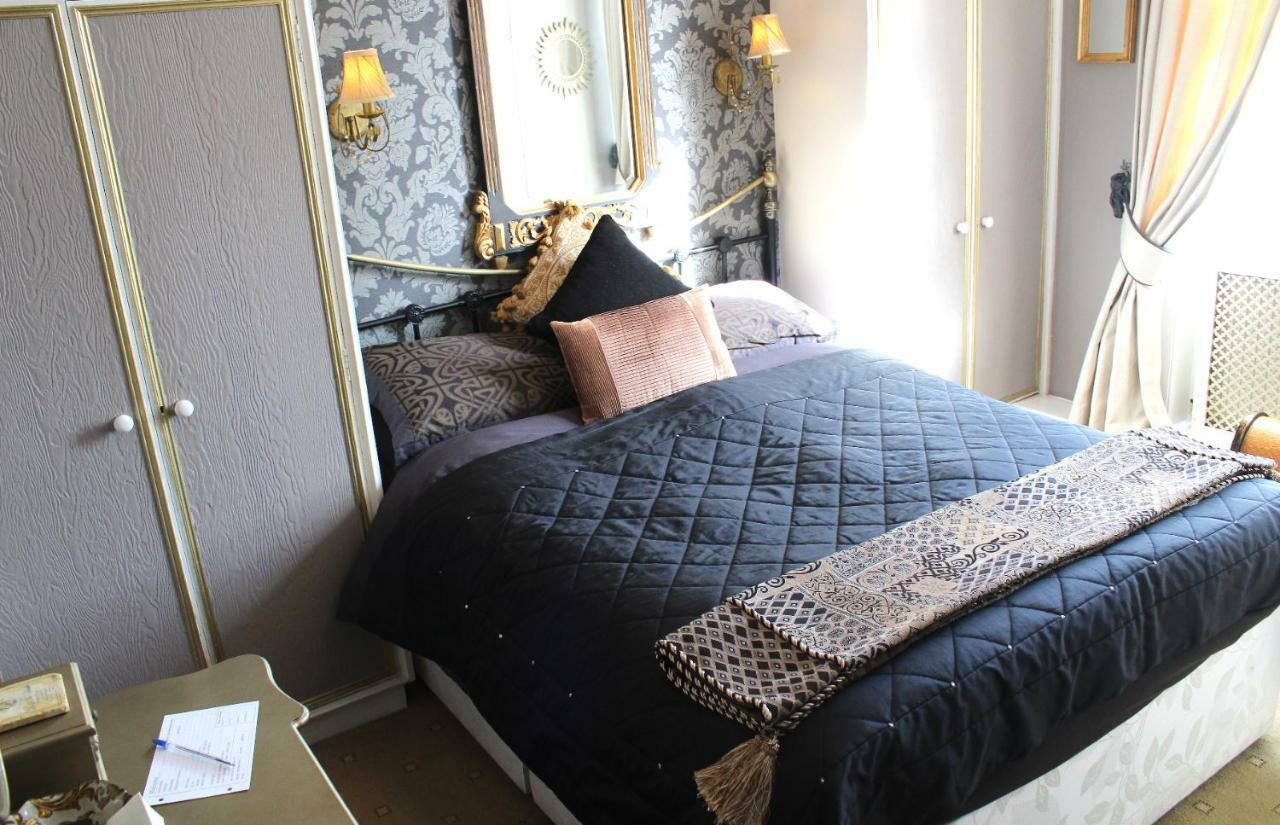 Holly House Bed And Breakfast And Apartments 赫里福德 外观 照片